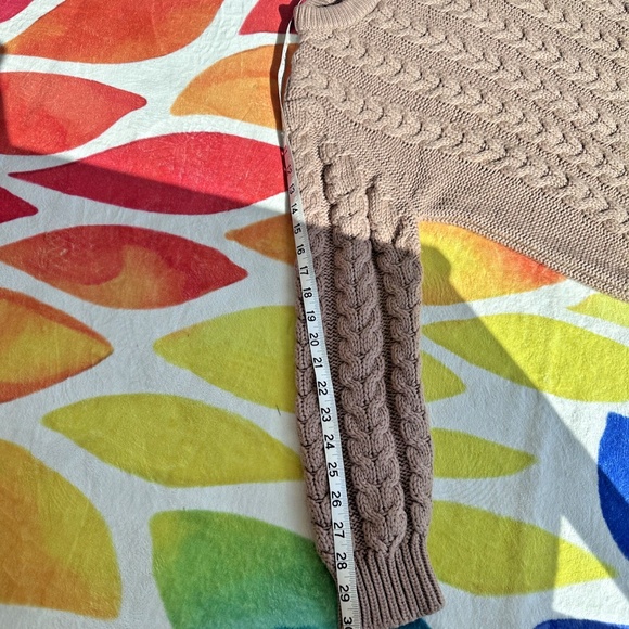 Yves Saint Laurent Cableknit Sweater in Tan, women's L - Picture 6 of 6